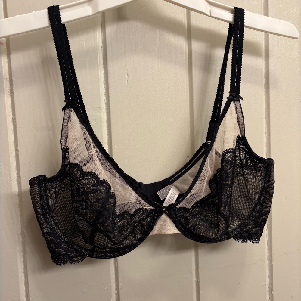 Victorias Secret Vintage Tan & Nude Plunge Bra 36DD - Picture 3 of 8